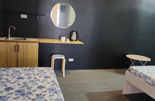 Balibago Lit Et Petit-Déjeuner | Cozy place away from home, walking distance from SM clark,near clark airport