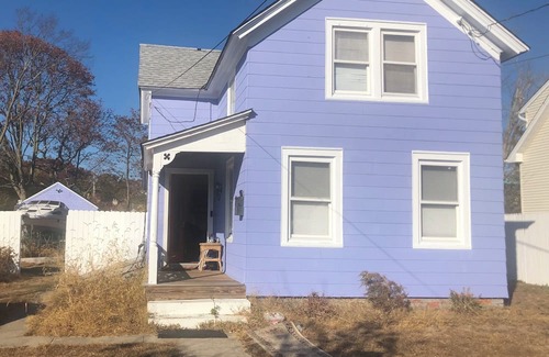 Patchogue Maison | Studio in Cool Patchogue Village