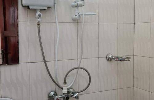 Kasese Appartement | BLT Guest House, Kasese