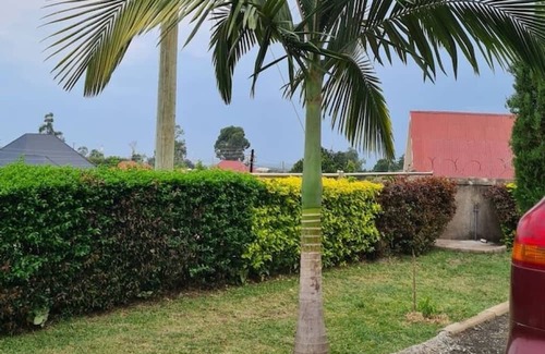 Kasese Appartement | BLT Guest House, Kasese