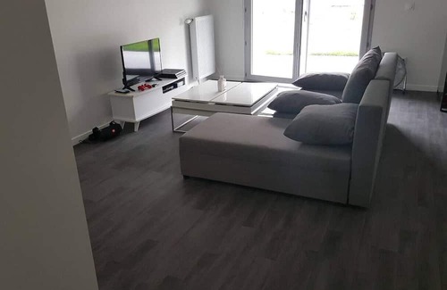 Villepinte Appartement | Chambre dans un appartement en colocation