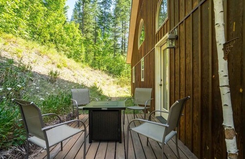 Peshastin Cabine | Charming Blewett Cabin - just minutes to Leavenworth