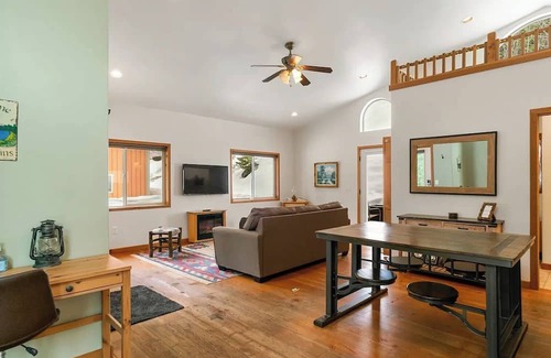 Peshastin Cabine | Charming Blewett Cabin - just minutes to Leavenworth
