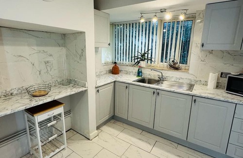 Langstone Maison | Bryn Gwyn Lodge