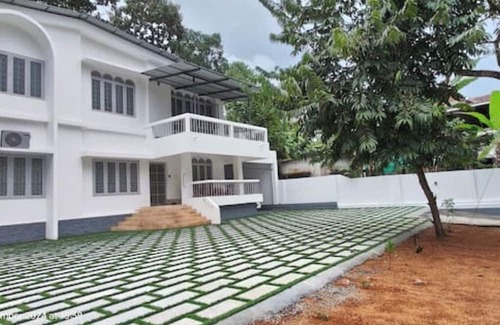 Kottayam Maison | Genesis Spaces Upper AC 4 Guests
