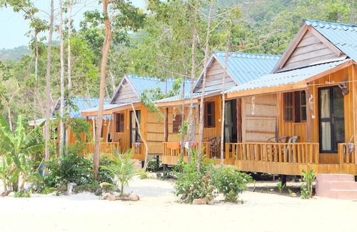 Mittakpheap Maison | Mangrive bungalows in wonderful Koh rongsamloem island saracen bay