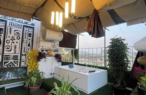 Pune Appartement | 3Bhk Jacuzzi nest with Reverside