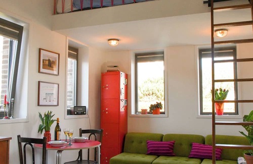 Huisduinen Appartement | Gatehouse 2A: only 500 meters from the beach in Huisduinen