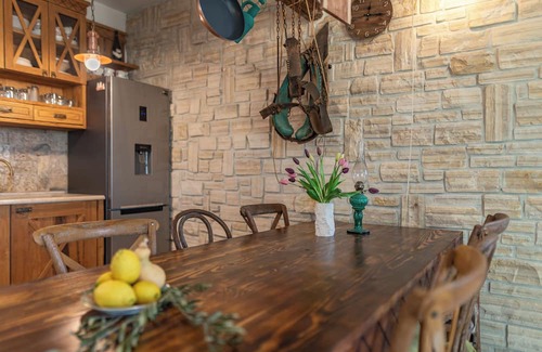 Visocane Maison | 3-bedroom traditional stone house in charming Visočane with WiFi, AC. Book now