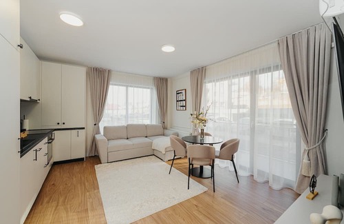 Livezeni Appartement | Charming 2-bedroom apartment with AC, WiFi in enchanting Livezeni