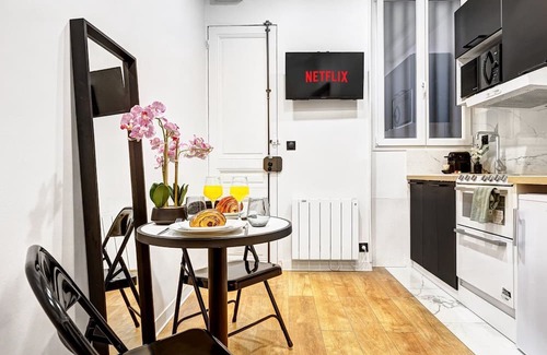 Porte-Dauphine Appartement | Suite Léo – Studio Cosy au Cœur du 16e