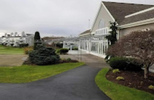 Cedarville Maison | Amazing Golf Course at the Beach, Ocean view 3-bedroom Apartment Plymouth, MA