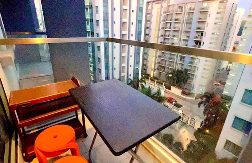 Pasay Appartement | Cozy Airport Condotel 2-3 mins away from Resorts World Manila
