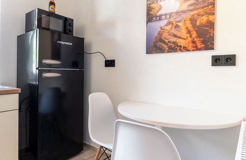 Bannewitz Appartement | Cozy Monteurwohnung with Balcony and Modern Amenities in Bannewitz