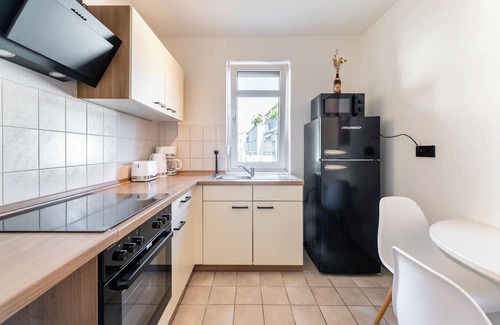 Bannewitz Appartement | Cozy Monteurwohnung with Balcony and Modern Amenities in Bannewitz