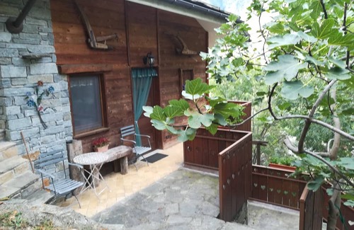 Verres Maison | Cozy detached accommodation in scenic and quiet area