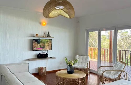 Lopes Maison | Number 8 House