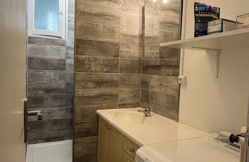 Toulon Appartement | T3 à 3min à pied de la gare TGV - Cosy - Lumineux - Fonctionnel - Parkings