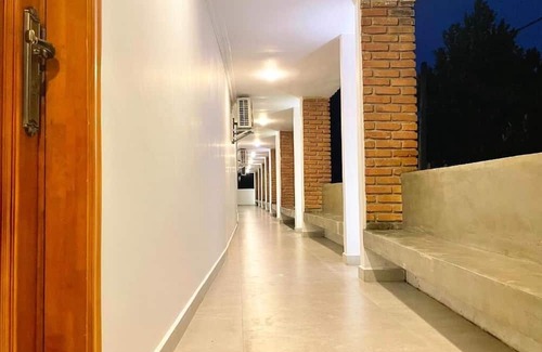 Yatinuwara Maison | Soothing Homestay with AC in Polgahamulla
