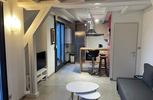 Sarrebourg Appartement | Fathala, appartement lumineux, face à la gare