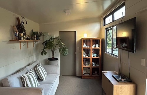 Omanawa Maison | Tiny Home Bush Escape - Omanawa