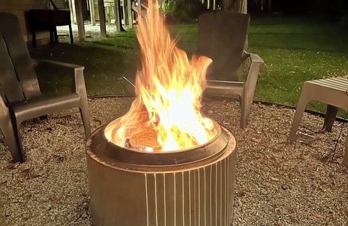 Haisley Maison | West Arbor Retreat 5 mi to Stadium 8 ppl Hot Tub