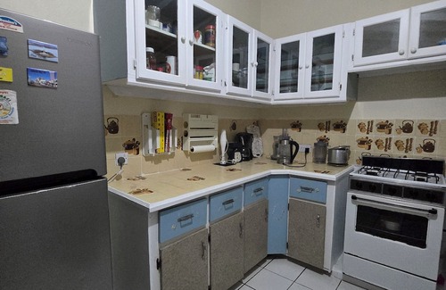 Ciceron Maison | Charming and spacious 2-bedroom 1 bath house in lovely Castries with WiFi, AC,