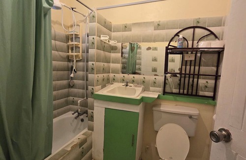 Ciceron Maison | Charming and spacious 2-bedroom 1 bath house in lovely Castries with WiFi, AC,