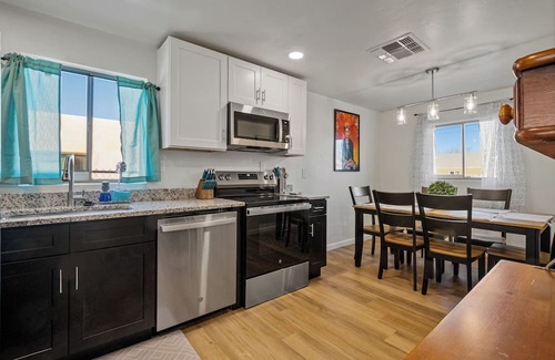 Barrio Hollywood Maison | Charming 2-bedroom house with WiFi, AC in lovely Tucson