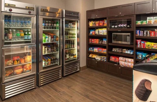 Downtown Maison | Enjoy an extended stay at our room in Redmond, WA