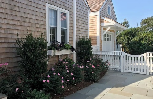 Nantucket Maison | Luxurious 7-bedroom house with stunning views and infinity pool