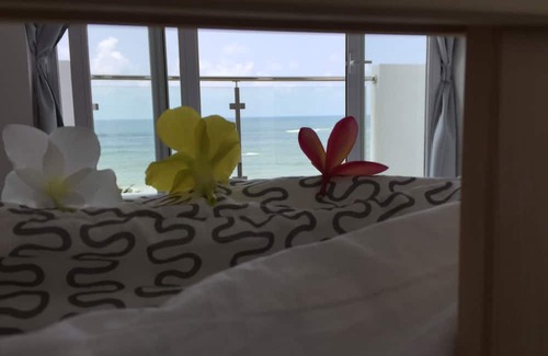 Mount Lavinia Appartement | Wake up to panoramic ocean views from almost every room.