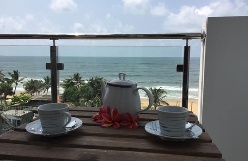 Mount Lavinia Appartement | Wake up to panoramic ocean views from almost every room.