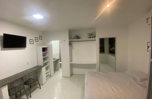 Caucaia Appartement | Suite, studio Icaraí/Cumbuco Air, TV, Minibar and microwave 5km Cumbuco