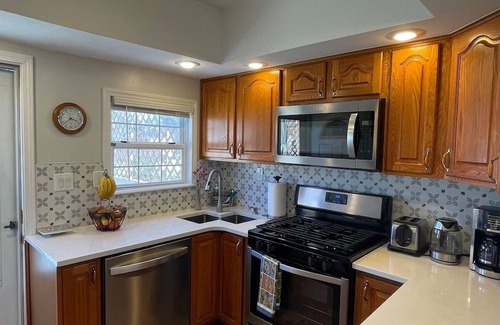 Natrona Maison | Modern 2BR Home in Natrona Hts