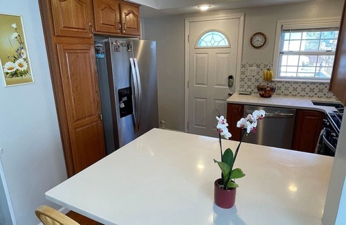 Natrona Maison | Modern 2BR Home in Natrona Hts
