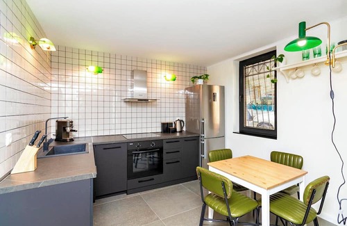 Tbilisi Appartement | Beautiful Apartment with Private Garden