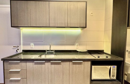 Campina do Siqueira Appartement | 1 bedroom, balcony and barbecue next to Barigui