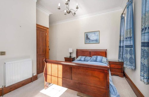 Farr Appartement | Apartment in large country house 3 miles from Inverness.