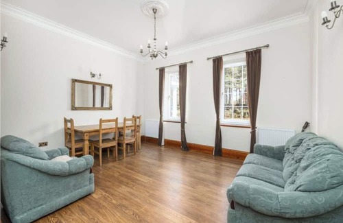 Farr Appartement | Apartment in large country house 3 miles from Inverness.