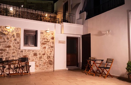 Kouroutai Appartement | Papoura Pool Apartment