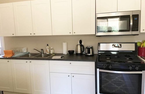 Middletown Maison | Stagecoach Cottage quiet efficiency