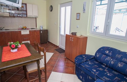 Kotor Municipality Appartement | Charming Seaside Escape in Kotor - One Bedroom Apartment with Garden 3
