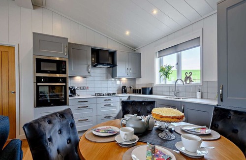 Sandyhills Maison | Rowan Lodge At Bengairn