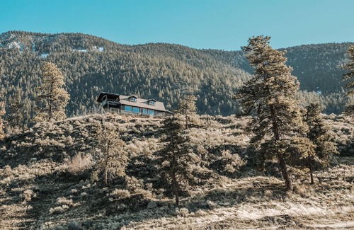 Vancouver Coast Maison | Luxury Mountain Retreat with Breathtaking Views
