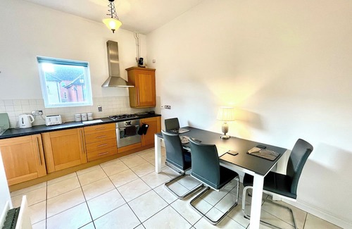 Bishop's Stortford Maison | Extremely Spacious and comfortable 2 Bedroom, 2 bathrooms near Stansted Airport!