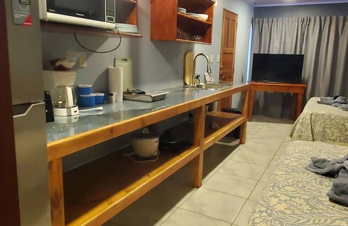 Drake Bay Cabine | Willy's Fish Camp. All rooms have an ocean view from lodgings nestled hillside!