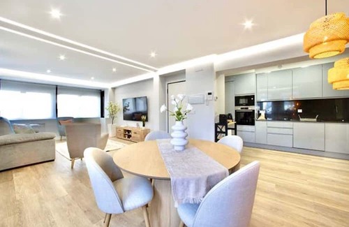 Lugo Appartement | Cathedral Apartment by Lugo Collection