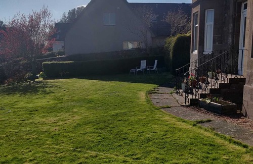 Montrose Appartement | Beautiful period property with amazing views, spacious rooms and a large garden.