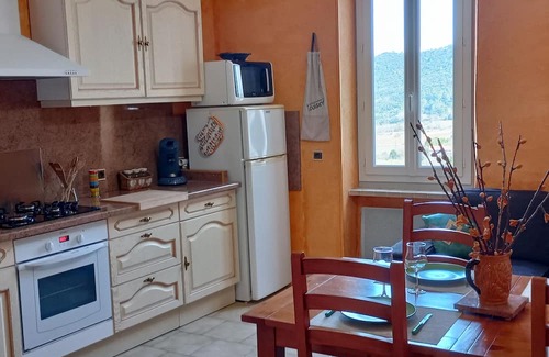 Liausson Maison | MAISON AVEC TOIT-TERRASSE AMENAGE AVEC VUE PANORAMIQUE SUR LE LAC